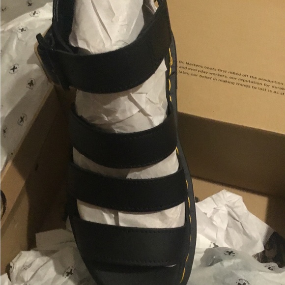 Dr. Martens Blair Platform Sandals NIB - Picture 7 of 10